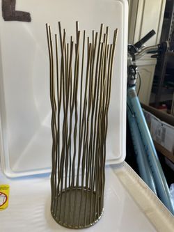 Unique Metal Gold Decor, For Candle Or Other Decor , Pieces Can Move With Flexibility 