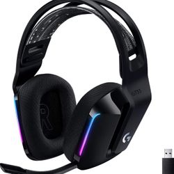 Logitech G733 Lightspeed Wireless Gaming Headset with Suspension Headband, Lightsync RGB, Blue VO!CE mic technology and PRO-G audio drivers - Black