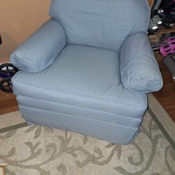 Like New Ethan Alen Swivel/ Rocking Chair