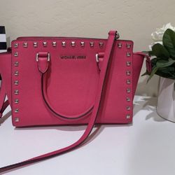 Authentic Micheal Kors Purse 