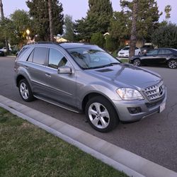 2011 Mercedes-Benz M-Class