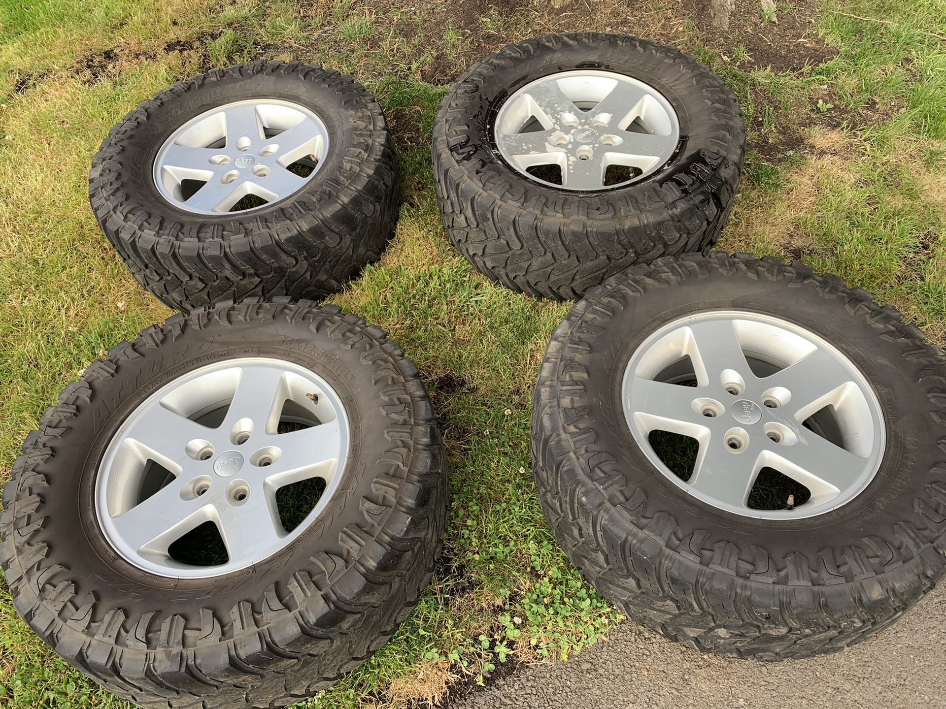 Jeep Gladiator 17 “ wheels and mud tires Atturo Trail Blade 33” tires.