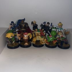 Smash Bros Amiibos Lot