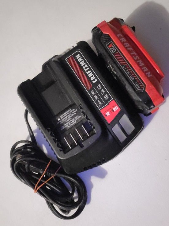 Craftsman Battery Charger With A Battery