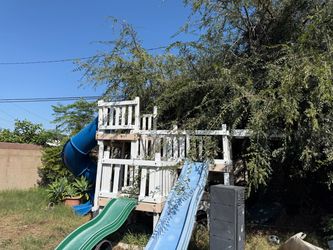 Jungle gym