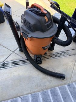RIDGID 12-Gallon Wet/Dry Shop Vacuum
