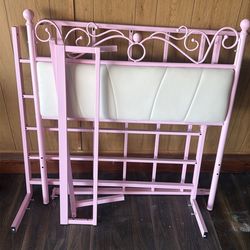 Twin frame