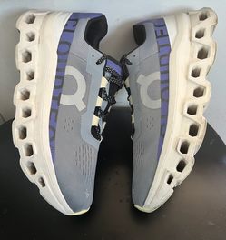 On Running Cloudmonster Sneakers