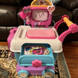 Doc McStuffins Vet Cart