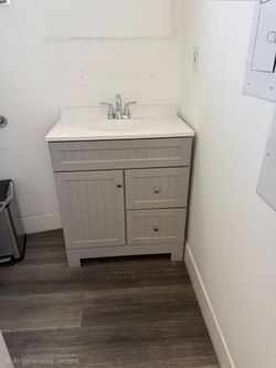 Bathroom sink