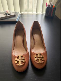 Tory Burch Chelsea 50mm Block Heel Pumps