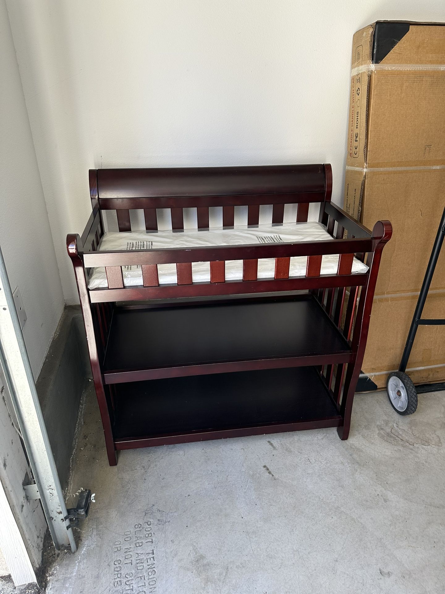 Baby changing table