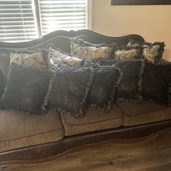 Sofa Set