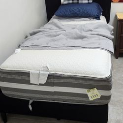 2 Twin Bed With Mattresses Or Without