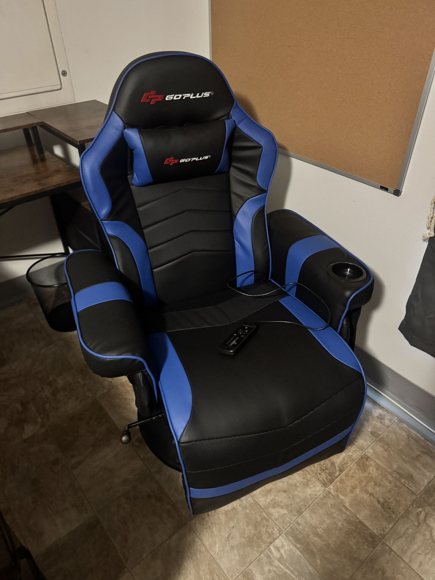 Goplus Massage Gaming Recliner Height Adjustable Racing Swivel Chair with Cup Holder Blue