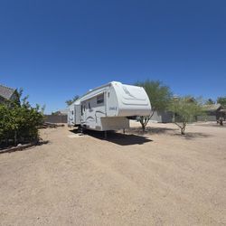 2004 Jayco Eagle Fith Wheel 32ft