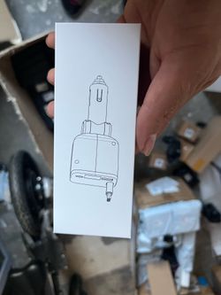 4-in-1 fast retractable car charger / cargador de coche retráctil rápido 4 en 1