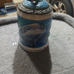 Dolphin Stein