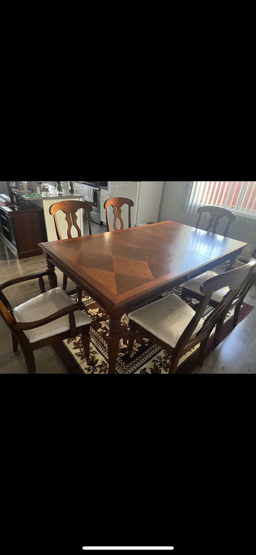 Dinning Table Set