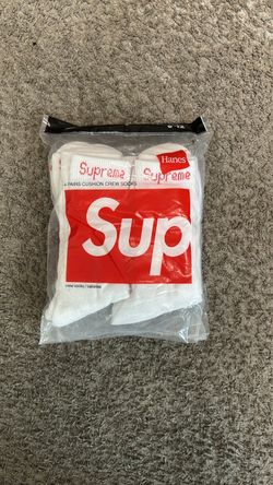 Supreme socks