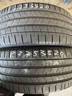 (2) 20” Pirelli Pzero 225/35/20 used pair tires like new