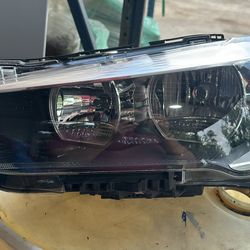 2016-2022 BMW X1 F48 Headlight Left Driver Side Halogen OEM Complete!