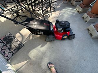 Craftsman M160 21" Gas Lawn Mower (Honda Engine) + Side Chute – Clean!