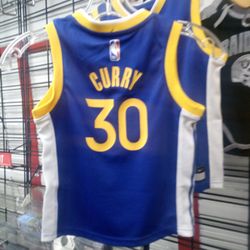 Size 4, 5/6 Curry Jersey