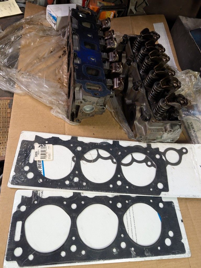 Ford 3.0 1986 to 1999 3.0 V6 cylinder heads