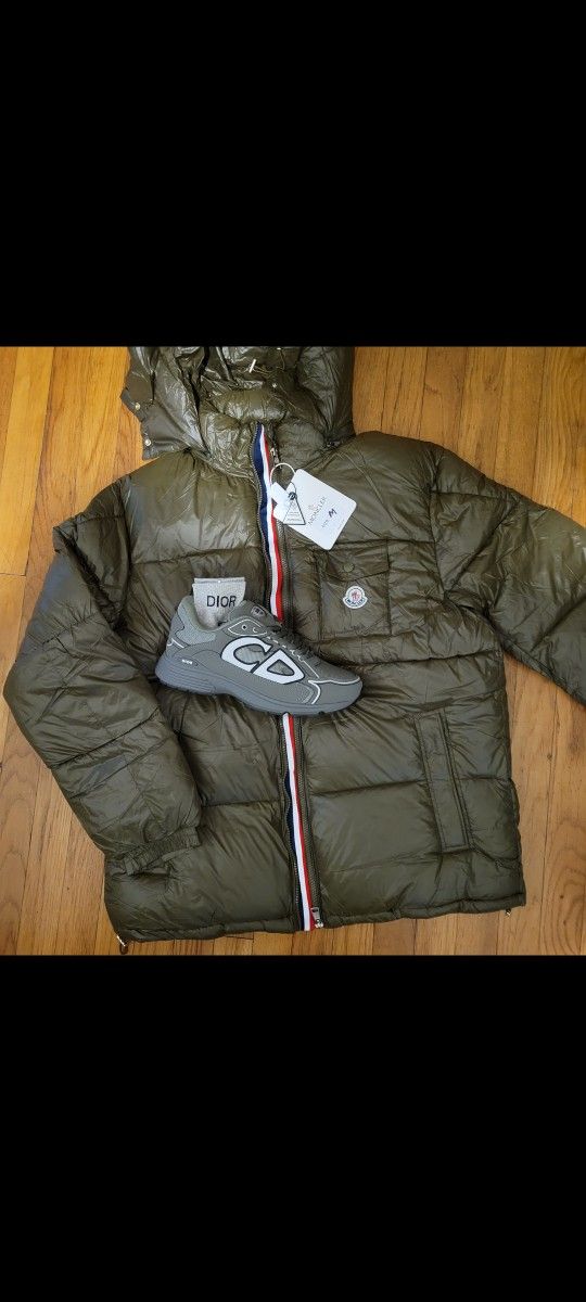 MONCLER PUFFER! M 