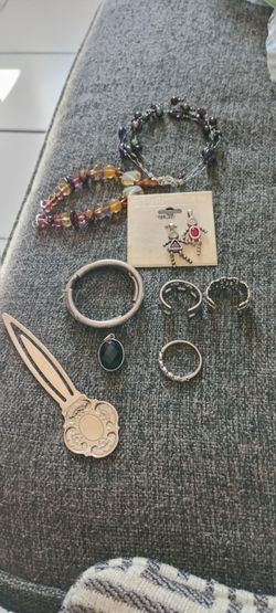 Todo es sterling silver 925 en buenas condiciones todo $100