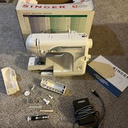 Singer Sewing Machine Model 2662