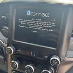8 in Infotainment screen- Dodge Ram