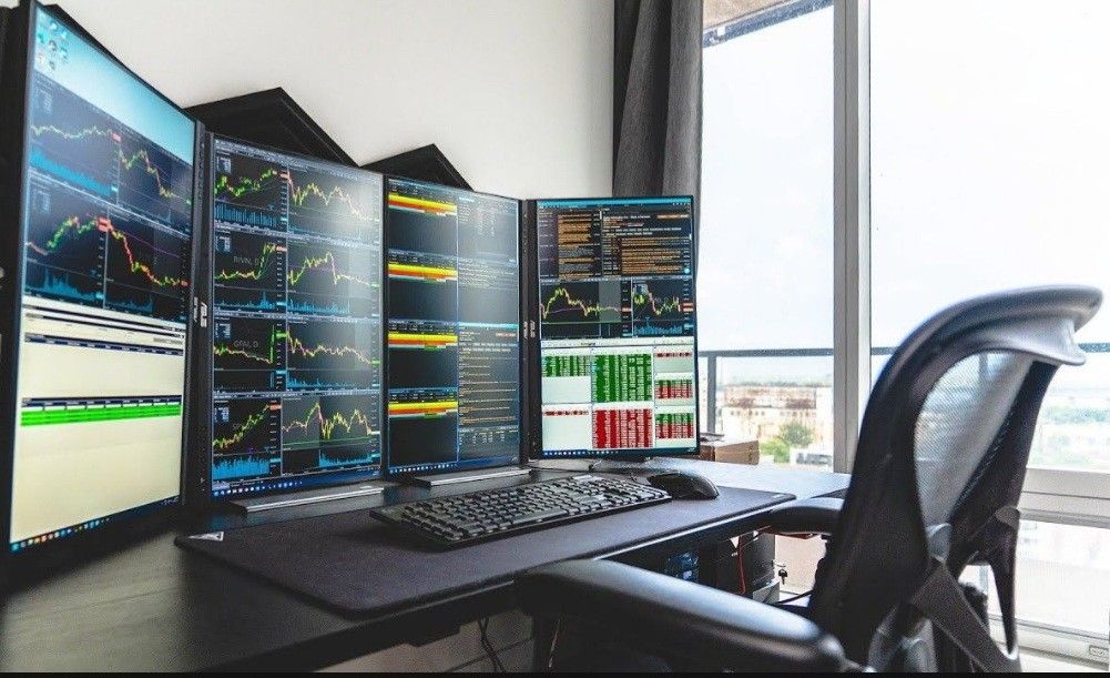 Monitors - 100 Available - 20" Dell's on Rotating Stands For Horizontal and Vertical Viewing Positions