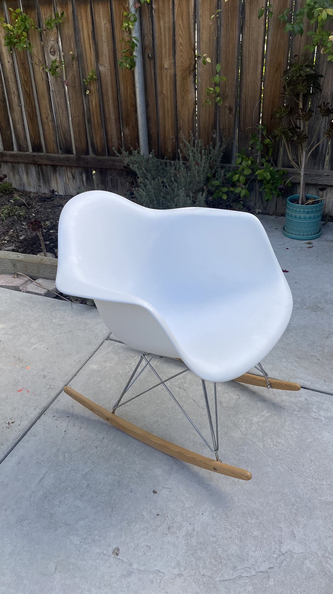 Mid Century Modern Chair