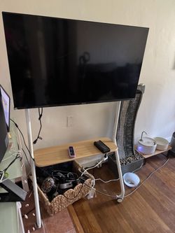 TV + Stand Bundle