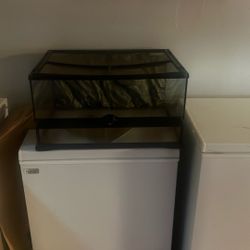 Snake Tank