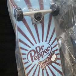 DR PEPPER SKATE BOARD