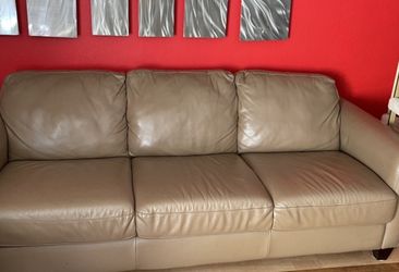 Natuzzi Italian Leather Sofa Bed Retail Price $3900