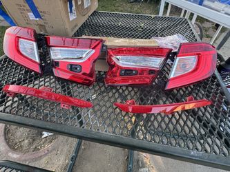 Honda Accord 21’ Original Tail Lights