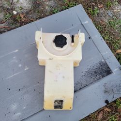 ((READ AD))((GASTANK LA or L--Series Johndeere)) mower