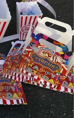 Circus party items
