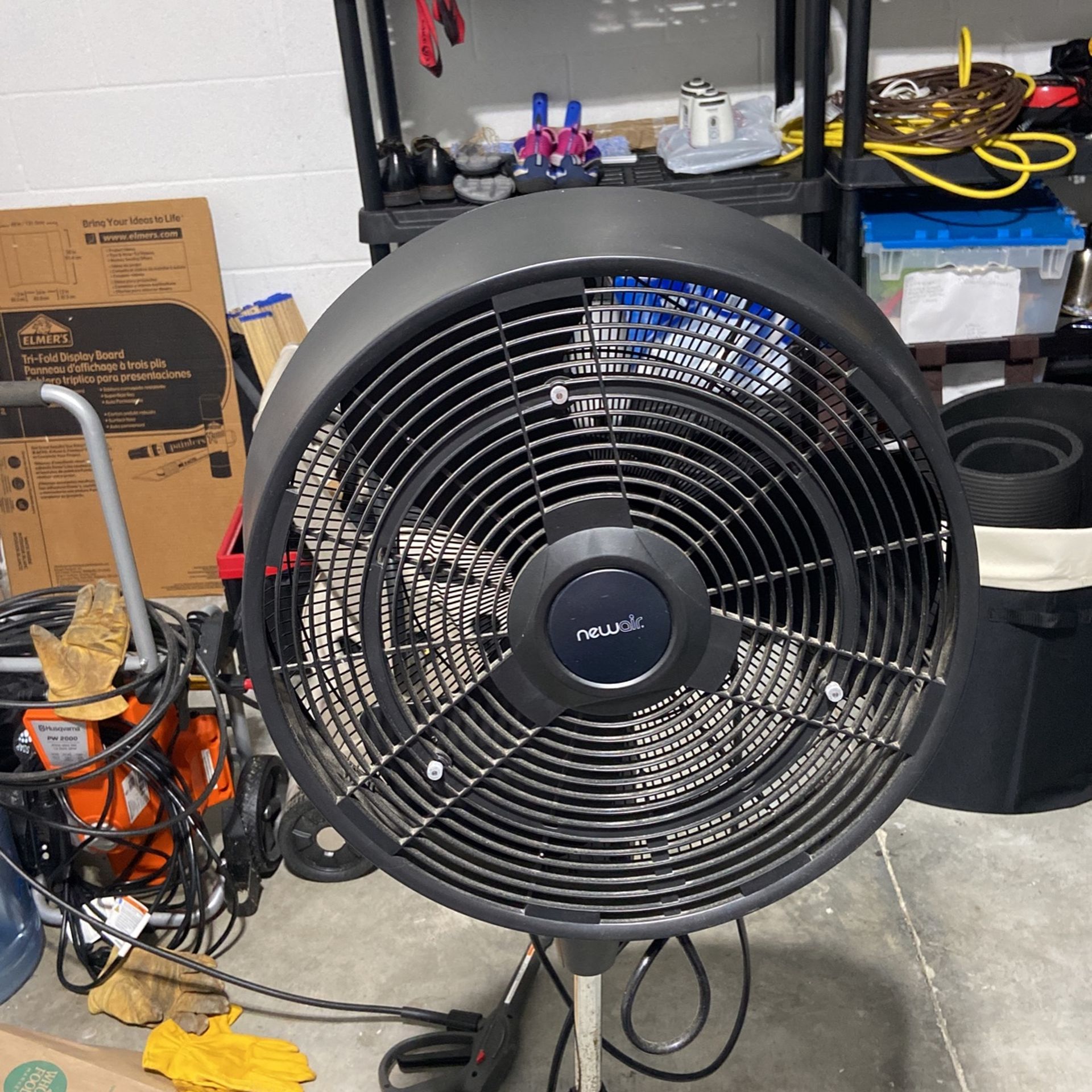 FAN Newair Outdoor Misting Fan and Pedestal Fan