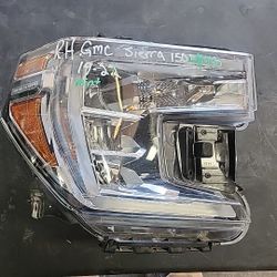 GMC Sierra 1500 Mint Passenger Right Side Headlight 2019 2020 2021 Part $490