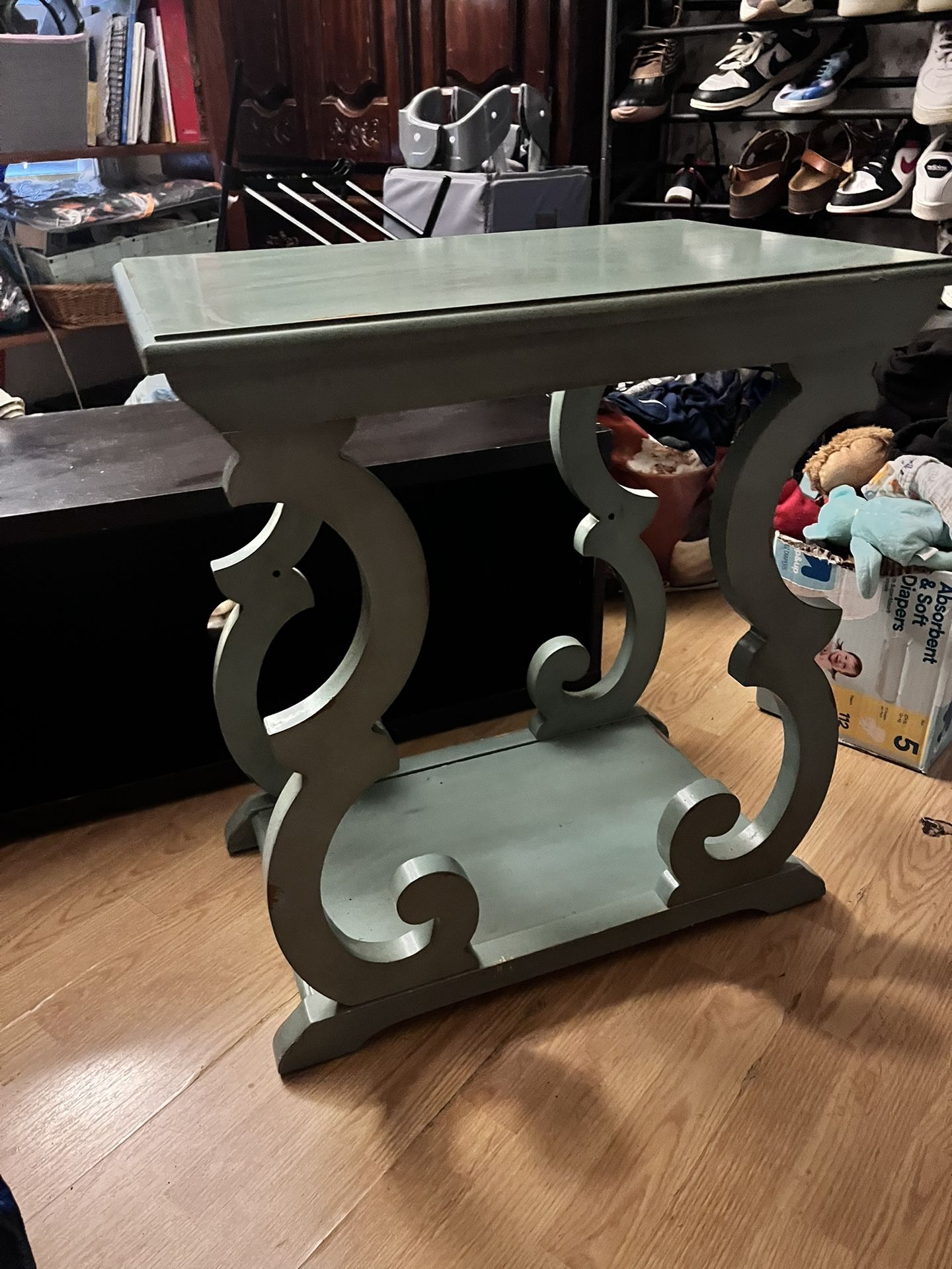 Accent Table