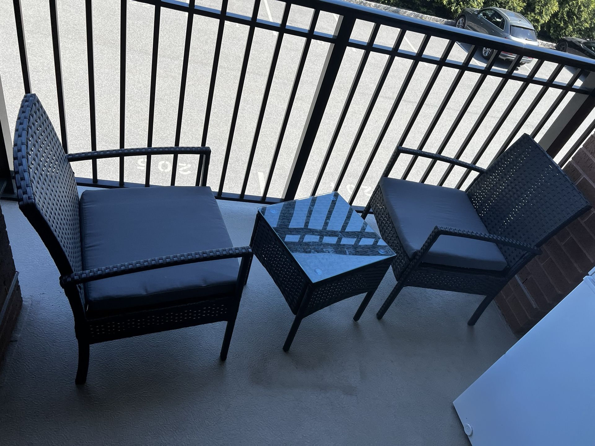 Lawn/Patio/Balcony Wicker Furniture **PLEASE READ**