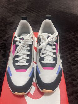 Puma Sneakers