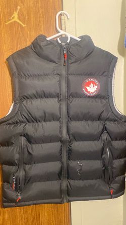 Canada Weather Gear Black Puffer Vest