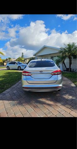 2017 Ford Fusion SE