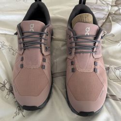 ON Cloud 5 Waterproof Womens Shoes